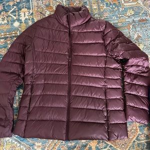 Uniqlo Packable puffer jacket in plum
